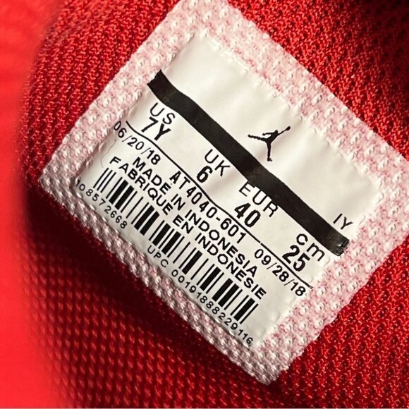 Nike Air Jordan Legacy 312 Toro Varsity Red AT4040 601 Size 7Y - Picture 8 of 8